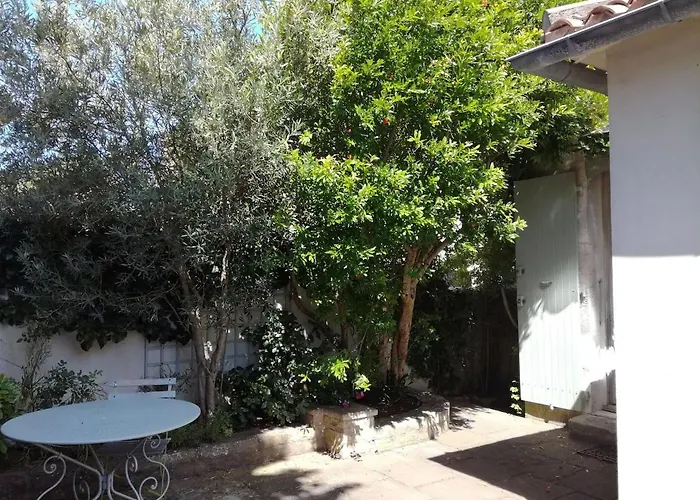 بيت للعطل Ღ Le Gouverneur, Proche Du Port, Parking & Jardin سان مارتن دو ر