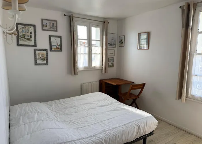 بيت للعطل Ღ Le Gouverneur, Proche Du Port, Parking & Jardin سان مارتن دو ر